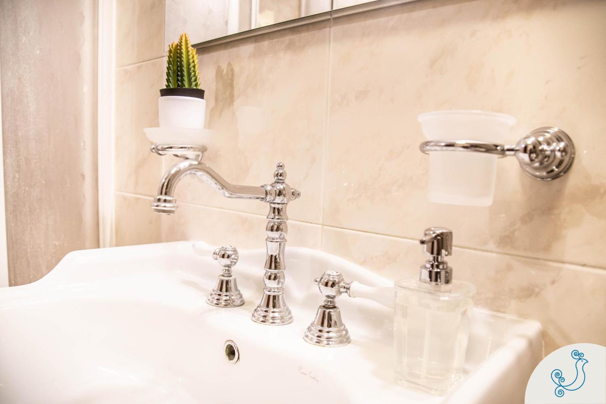 Manno 81 - Charming Historic Apartment Cagliari Eksteriør bilde