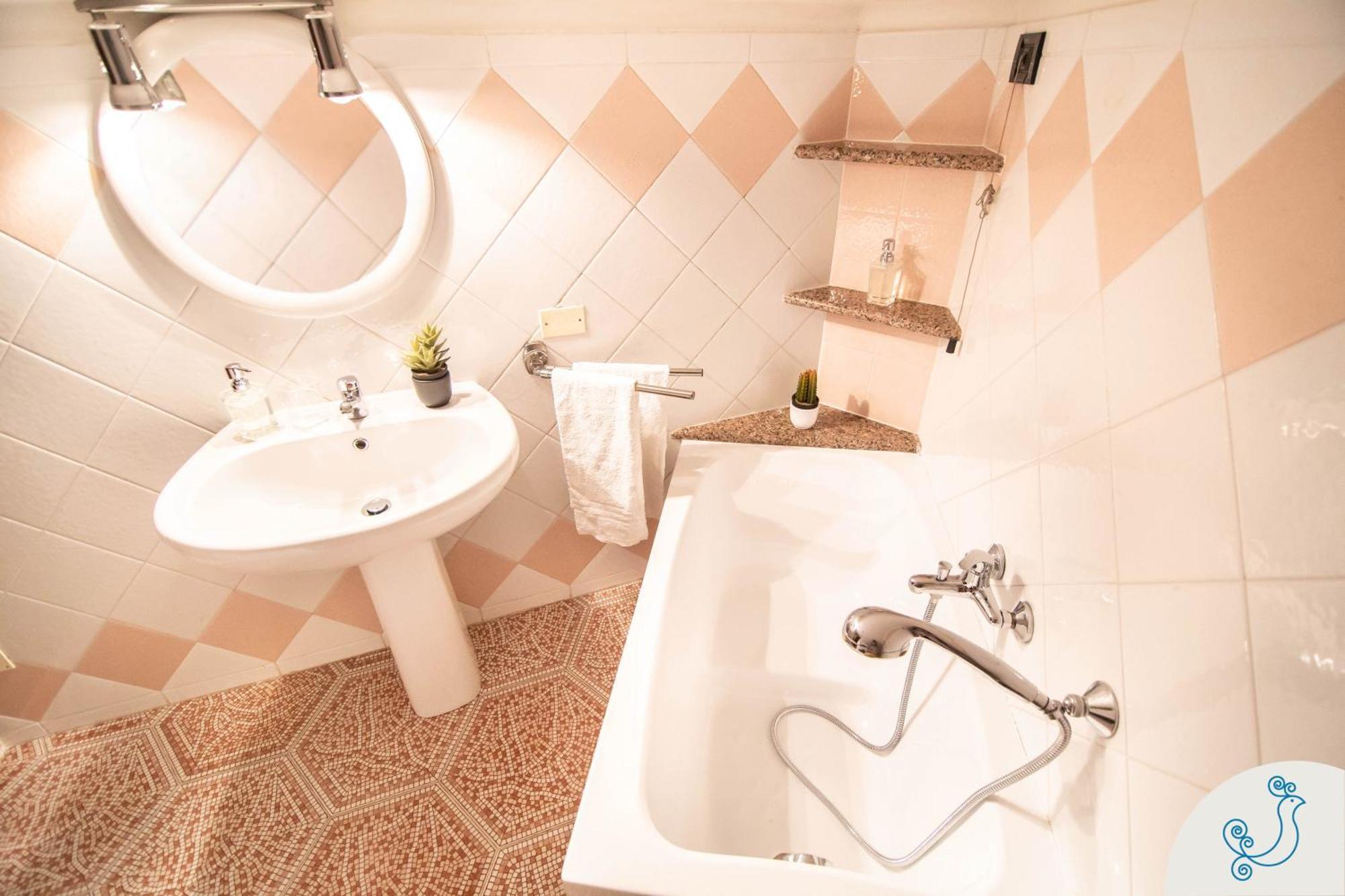 Manno 81 - Charming Historic Apartment Cagliari Eksteriør bilde