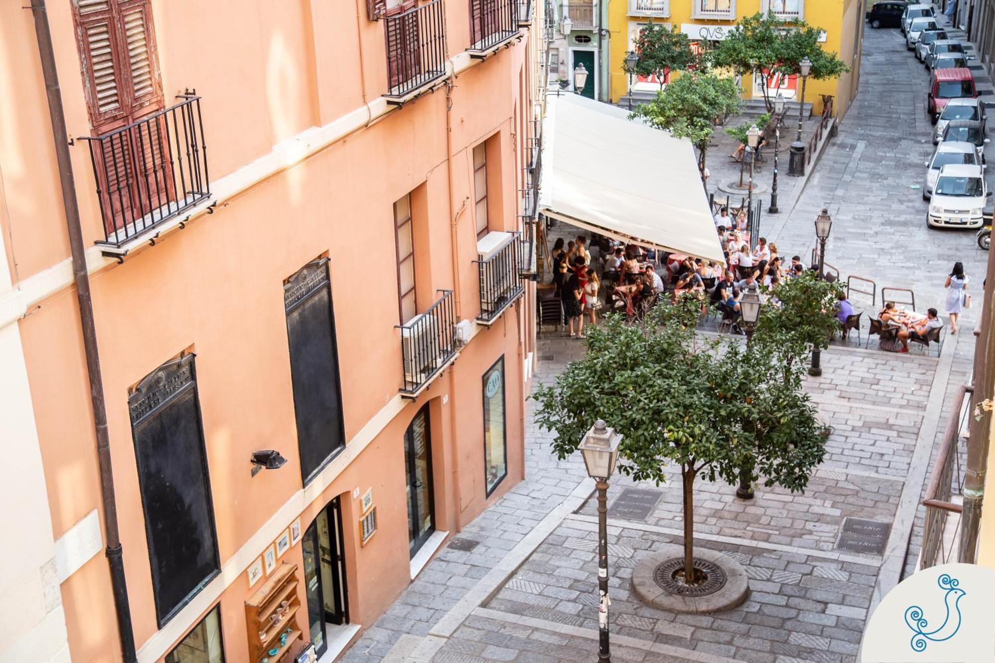 Manno 81 - Charming Historic Apartment Cagliari Eksteriør bilde